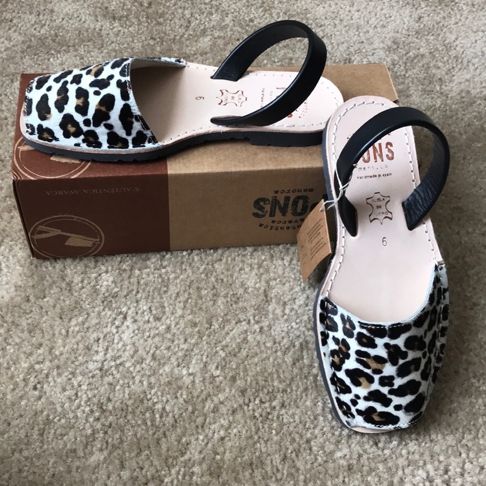 Pons Brand New with Box